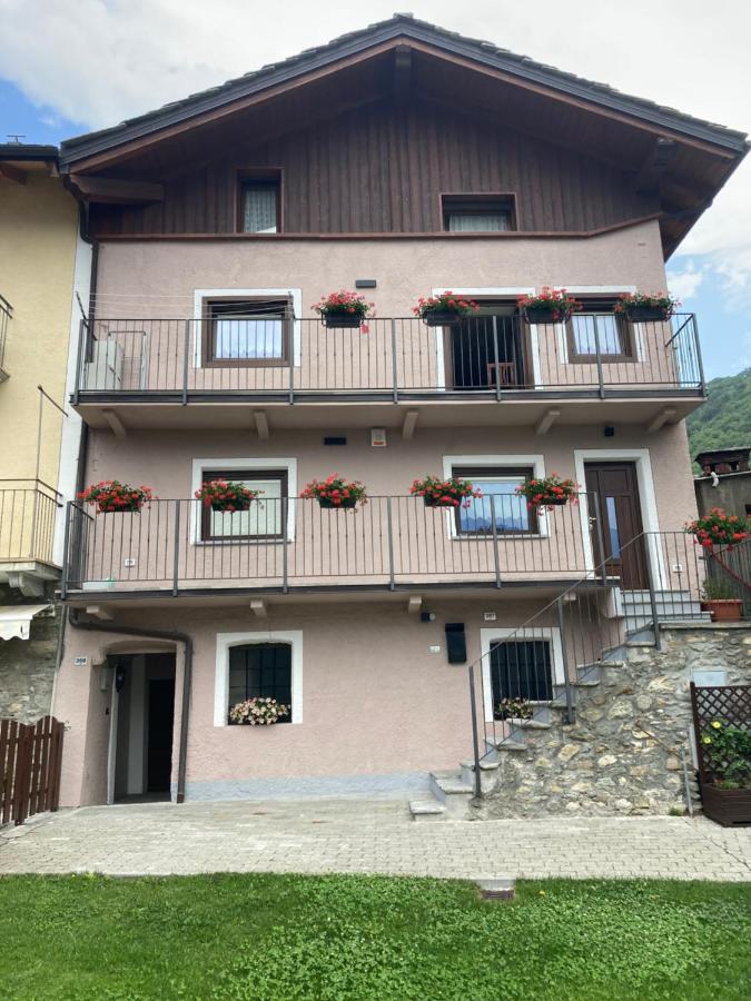 Villa Senin House Aosta Exterior foto